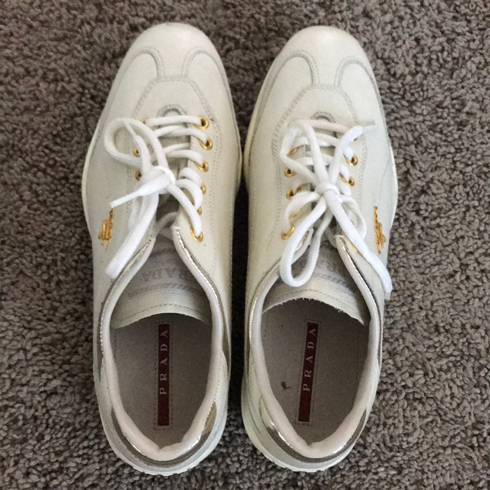 ✨Women’s Prada Sneakers✨